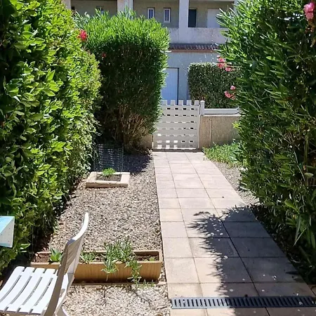 Pavillon Pour 6 Avec Terrasse A - Fr-1-701-4 *